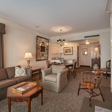 O.Henry Hotel Greensboro Bagian luar foto