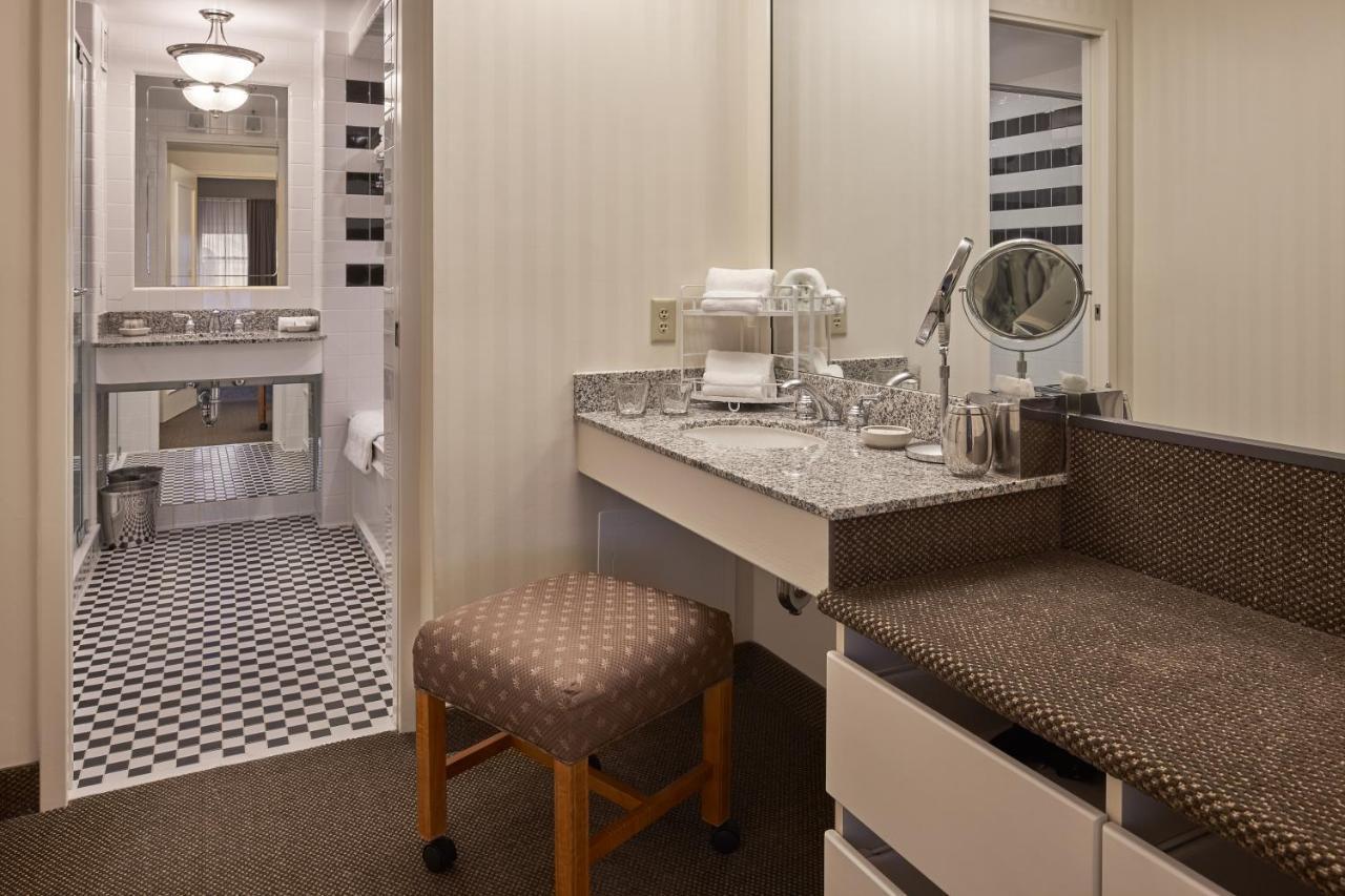 O.Henry Hotel Greensboro Bagian luar foto
